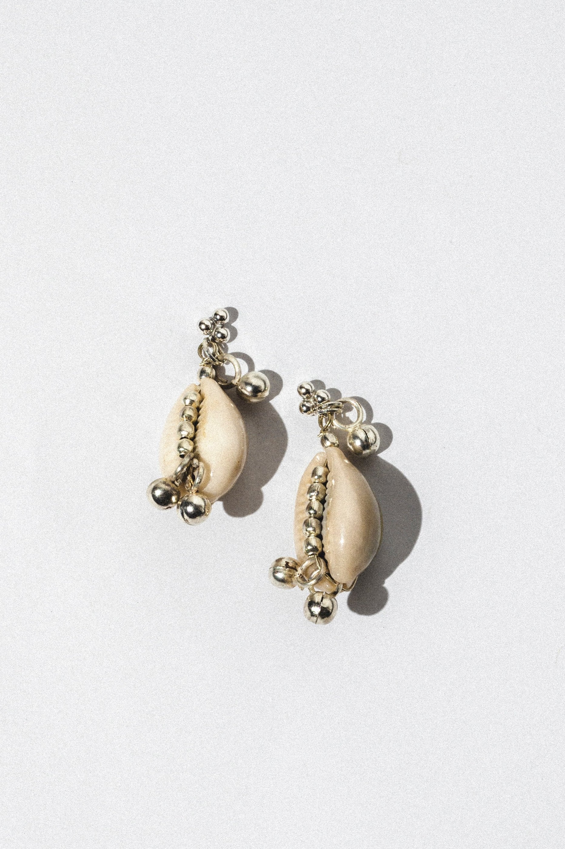 Elegant Seashell And Bead Dangle Earrings