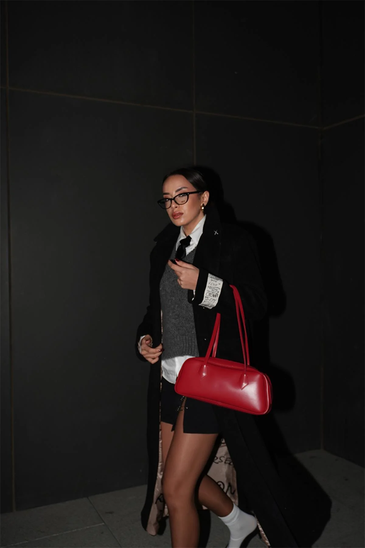 Sleek Red Shoulder Bag
