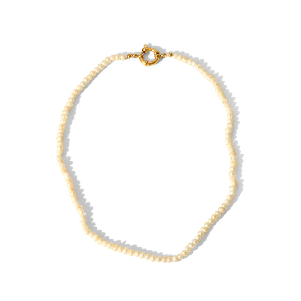 Elegance In Pearls: The Classic Beaded Necklace